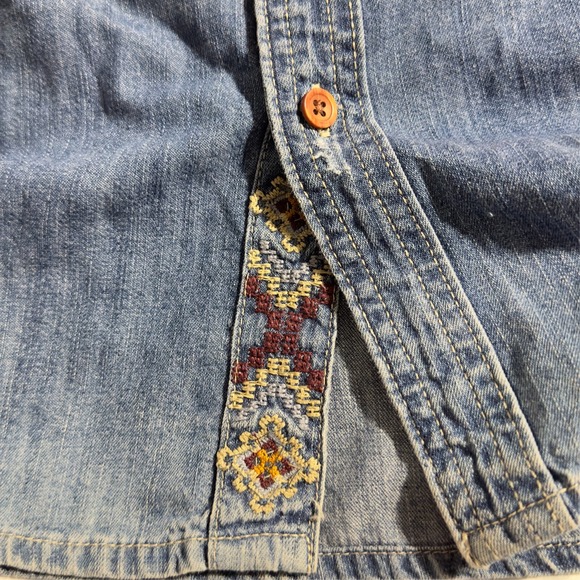 Bershka Denim Vest Embroidered Regular Fit‎ Size Large Western Style - Picture 6 of 11